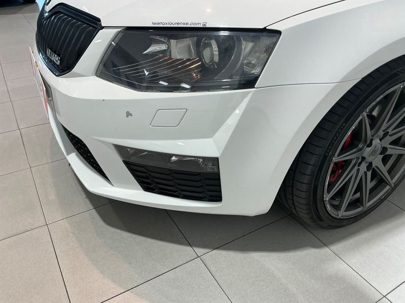 Skoda Octavia 2.0 TDI RS 2015 – снимка 33
