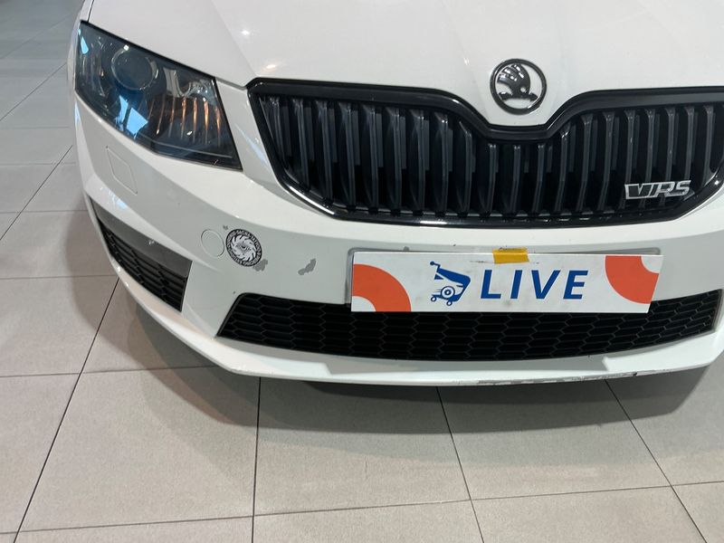 Skoda Octavia 2.0 TDI RS 2015 – снимка 31