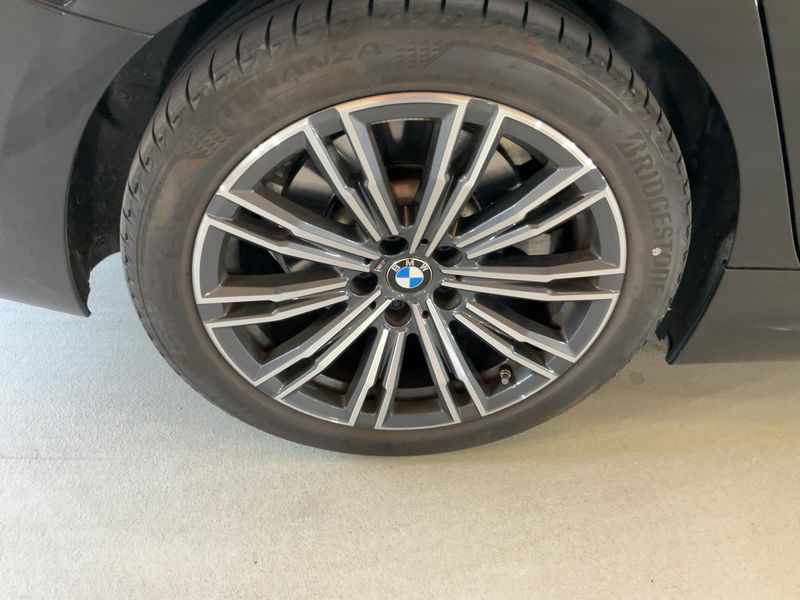 BMW 3er 320e xDrive M Sport 2021 – снимка 9