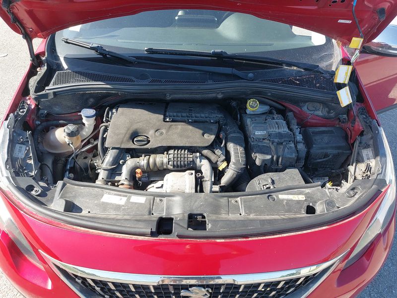 Peugeot 2008 1.6 Blue-HDi Crossway 2018 – снимка 8