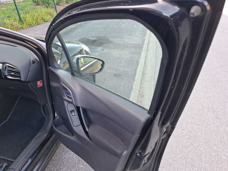 Citroen C3 1.4 HDi Collection 2013 – снимка 42