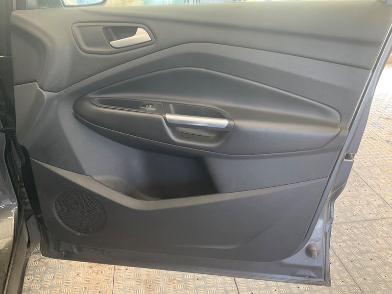 Ford Kuga 1.5 EcoBoost Cool&Connect 2017 – снимка 27