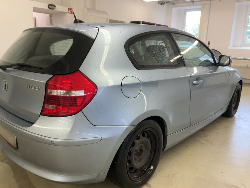 BMW 1er 118d 2010 – снимка 8