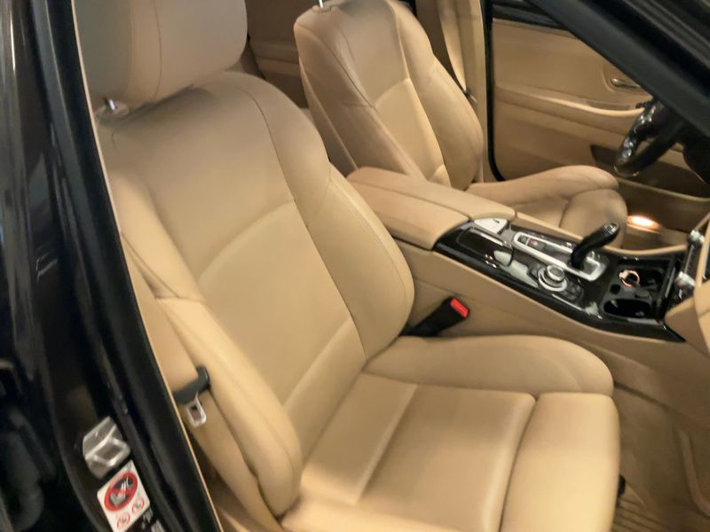 BMW 5er 520d xDrive 2015 – снимка 11