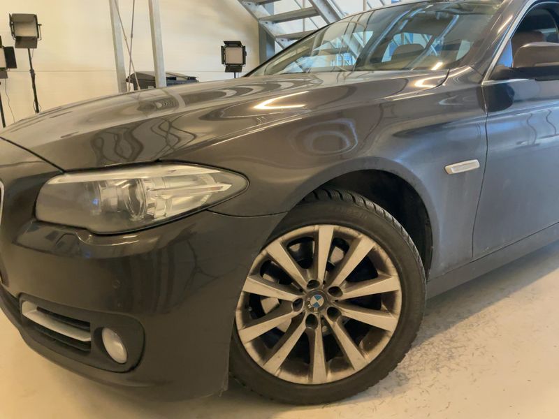 BMW 5er 520d xDrive 2015 – снимка 2