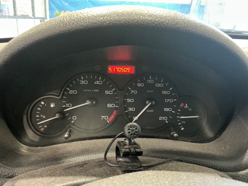 Peugeot 206 1.4 XR Présence 2002 – снимка 4