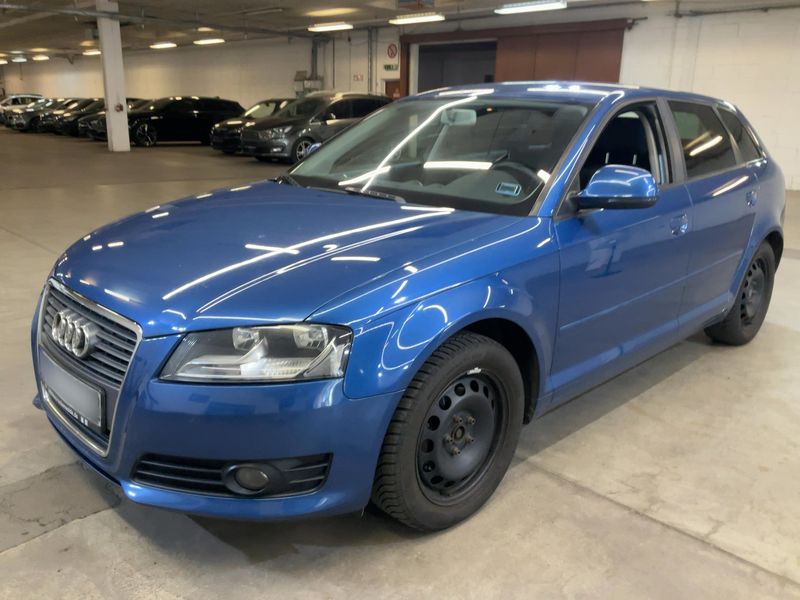 Audi A3 Sportback 1.6 Attraction 2010 – снимка 1