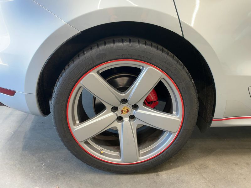 Porsche Macan GTS 2017 – снимка 9