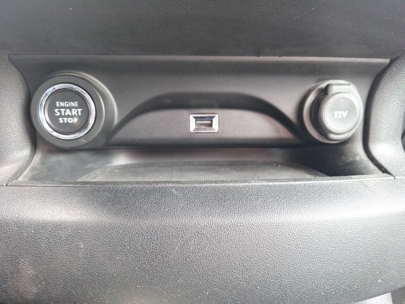 Citroen C4 Cactus 1.5 Blue-HDi Shine 2020 – снимка 25