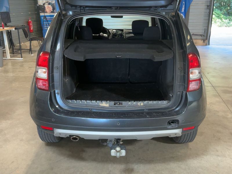 Dacia Duster 1.5 dCi SL Black Touch 4x2 2017 – снимка 15