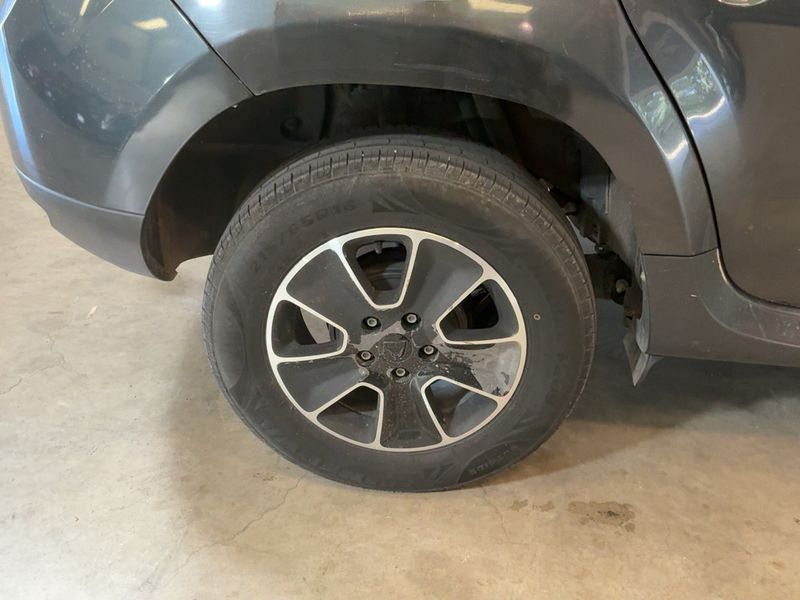 Dacia Duster 1.5 dCi SL Black Touch 4x2 2017 – снимка 9