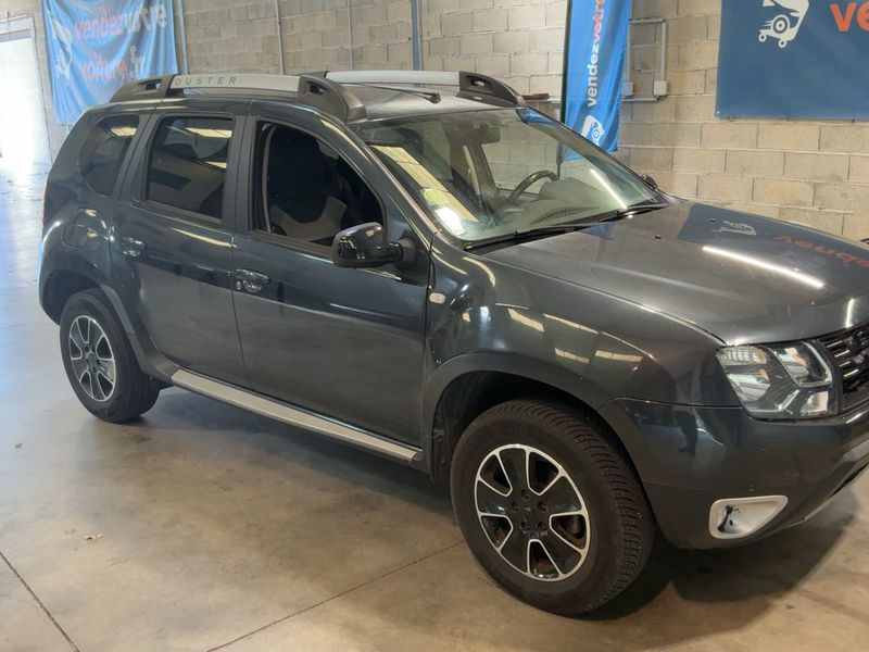 Dacia Duster 1.5 dCi SL Black Touch 4x2 2017 – снимка 12