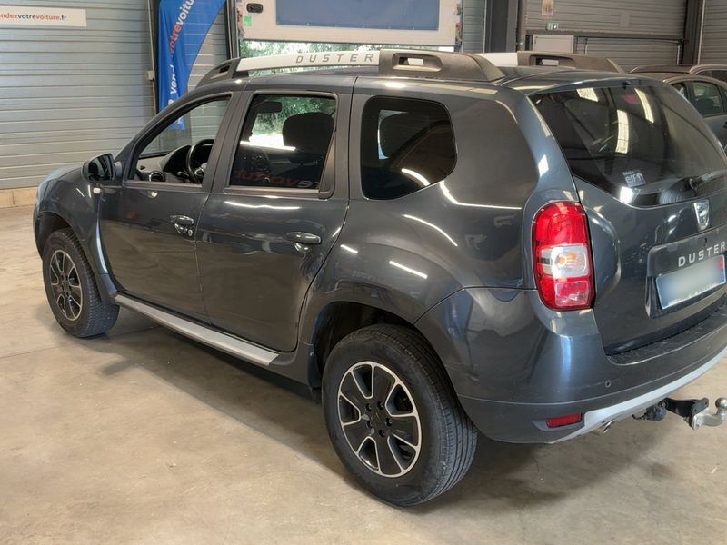 Dacia Duster 1.5 dCi SL Black Touch 4x2 2017 – снимка 6