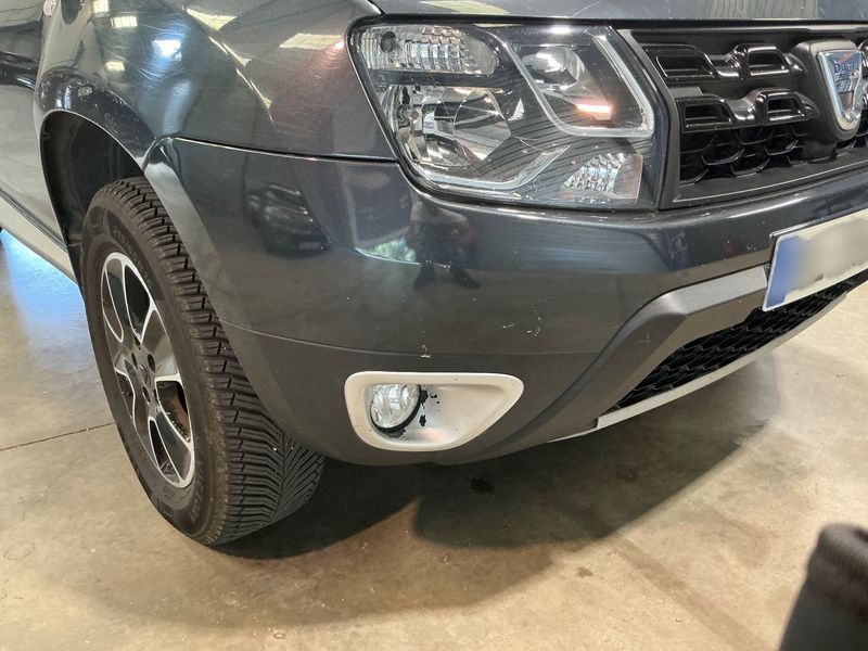 Dacia Duster 1.5 dCi SL Black Touch 4x2 2017 – снимка 38