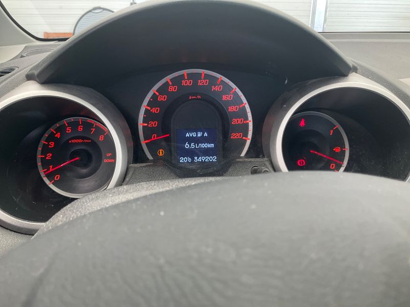 Honda Jazz 1.4 Comfort 2011 – снимка 4