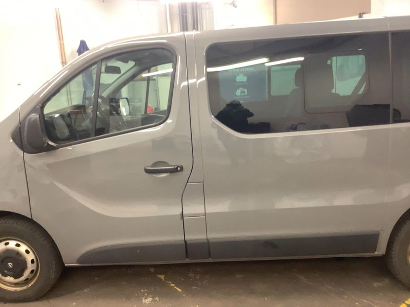 Opel Vivaro 1.6 CDTI Biturbo Kasten L1H2 2,9t 2016 – снимка 4