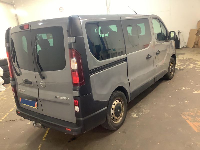 Opel Vivaro 1.6 CDTI Biturbo Kasten L1H2 2,9t 2016 – снимка 8