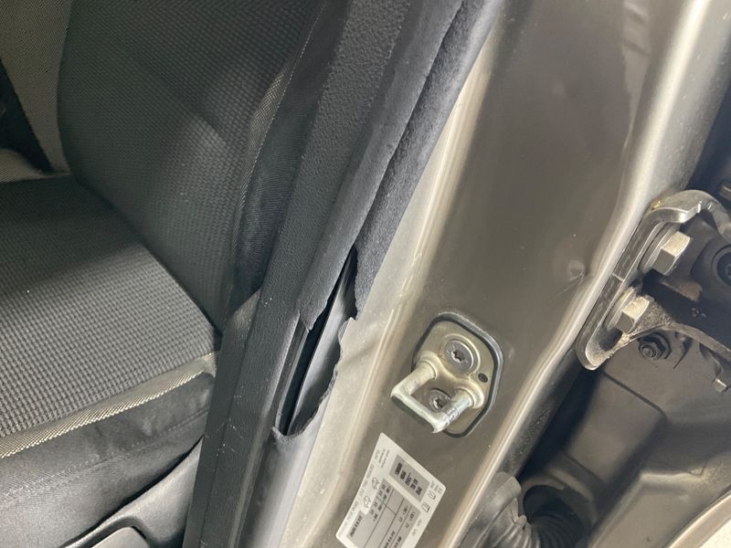 Peugeot 308 1.6 HDi Business Pack 2012 – снимка 27
