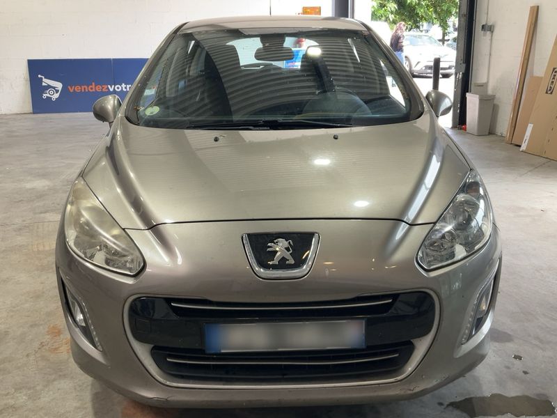 Peugeot 308 1.6 HDi Business Pack 2012 – снимка 14