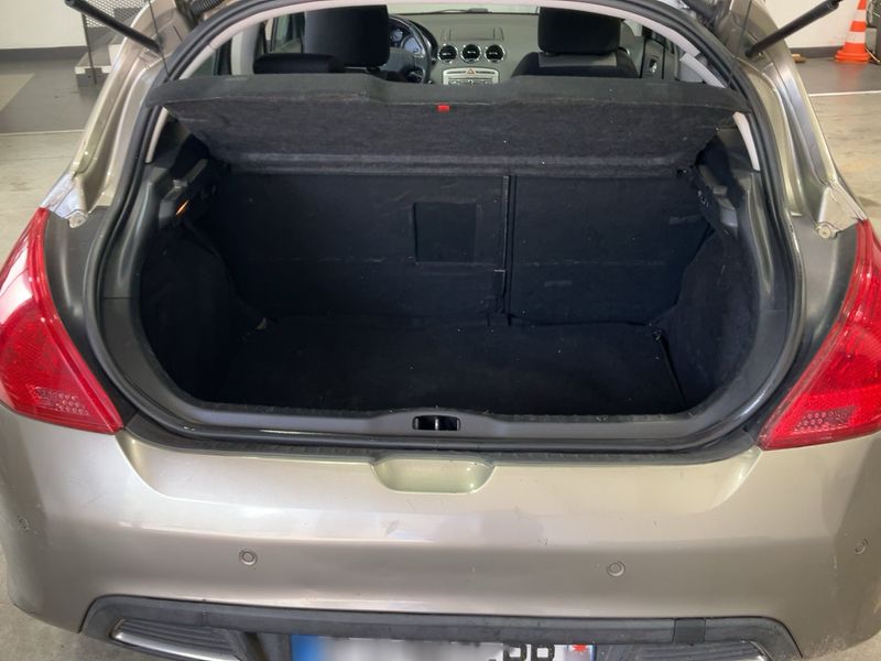 Peugeot 308 1.6 HDi Business Pack 2012 – снимка 15