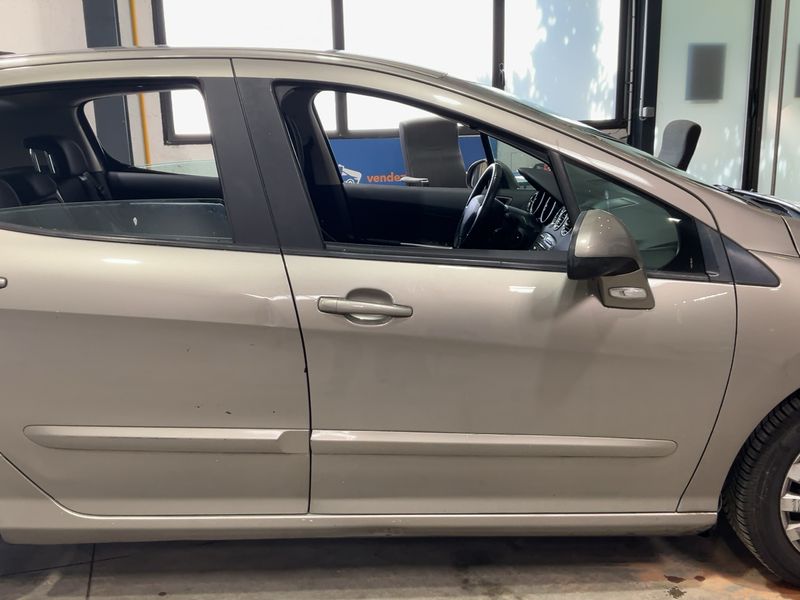 Peugeot 308 1.6 HDi Business Pack 2012 – снимка 10