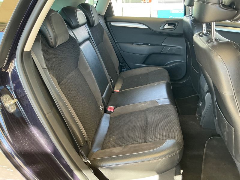 Citroen C4 1.6 Blue-HDi Shine 2017 – снимка 19