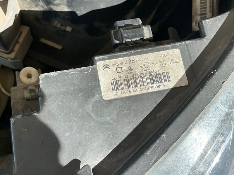 Citroen C4 1.6 Blue-HDi Shine 2017 – снимка 32