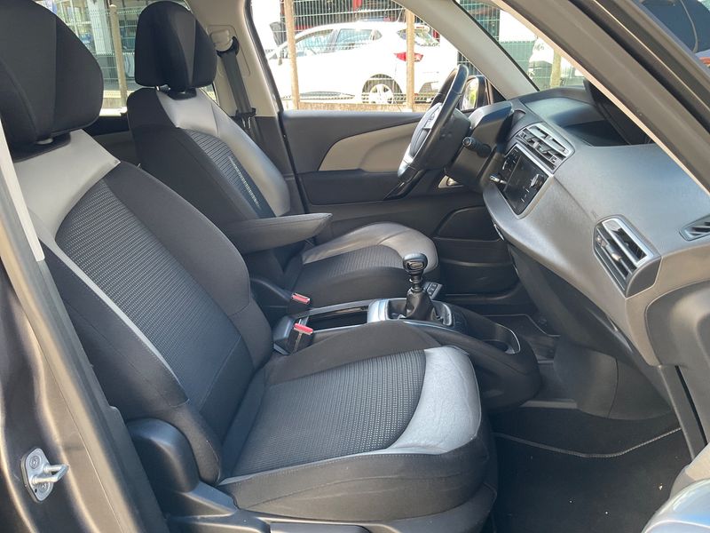 Citroen C4 Spacetourer 1.5 Blue-HDi Shine 2018 – снимка 16