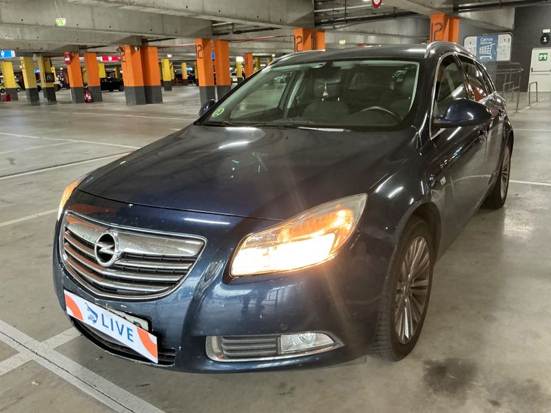 Opel Insignia Sports Tourer 2.0 CDTI Excellence 2012 – снимка 1