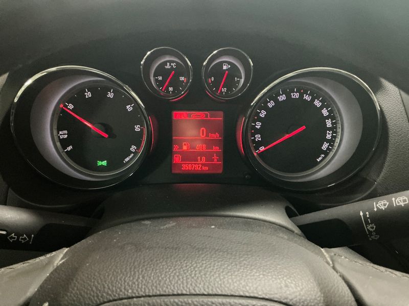 Opel Insignia Sports Tourer 2.0 CDTI Excellence 2012 – снимка 4