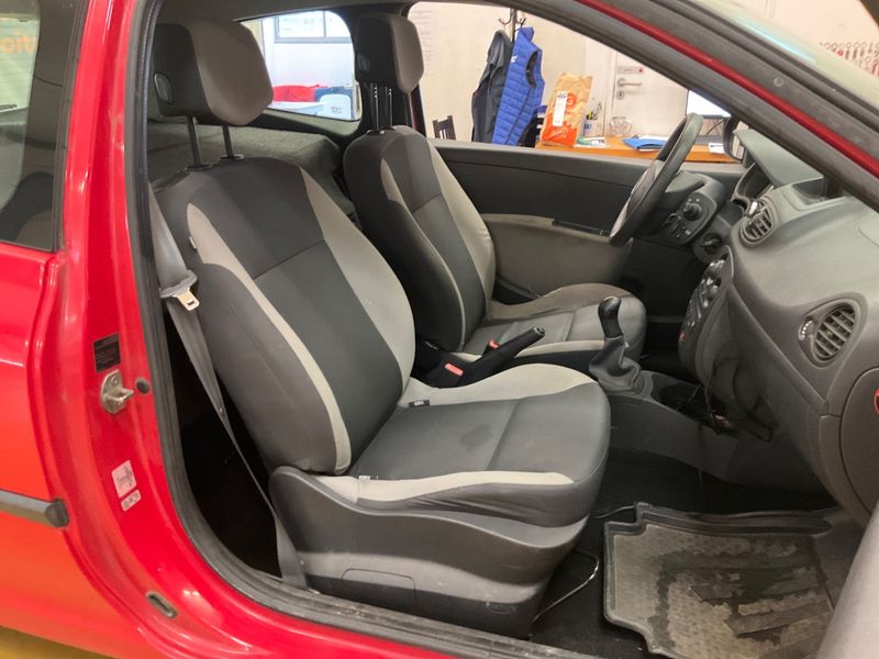 Renault Clio 1.5 dCi Société Générique 2011 – снимка 3