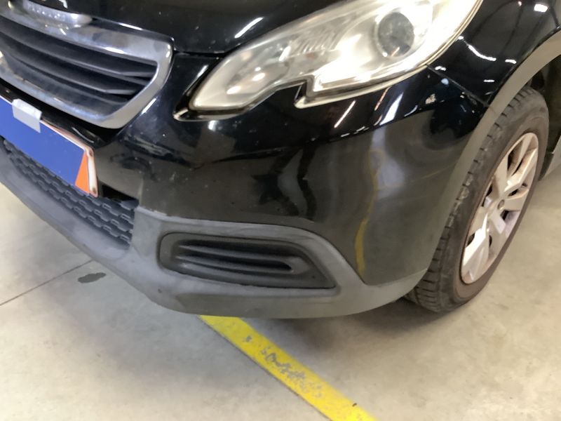 Peugeot 2008 1.2 VTi Access 2015 – снимка 38