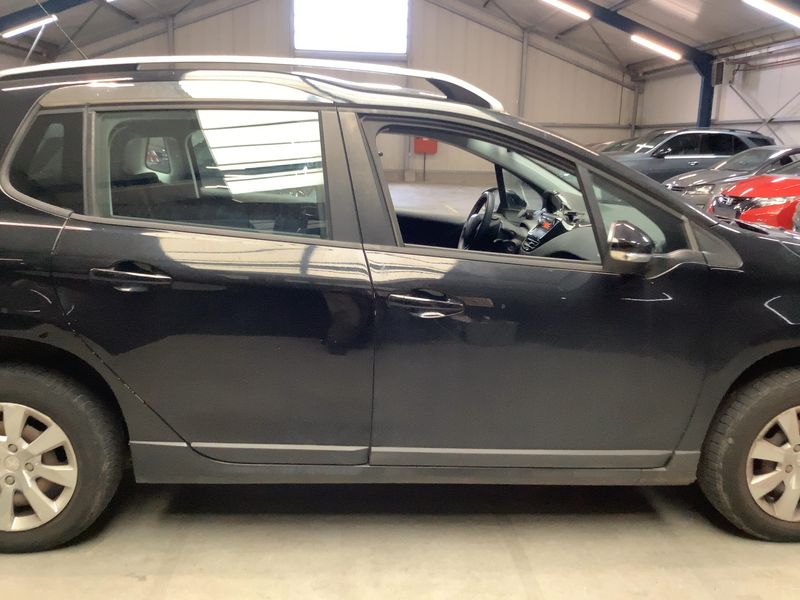 Peugeot 2008 1.2 VTi Access 2015 – снимка 10