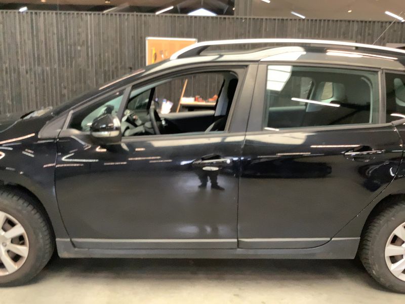 Peugeot 2008 1.2 VTi Access 2015 – снимка 4
