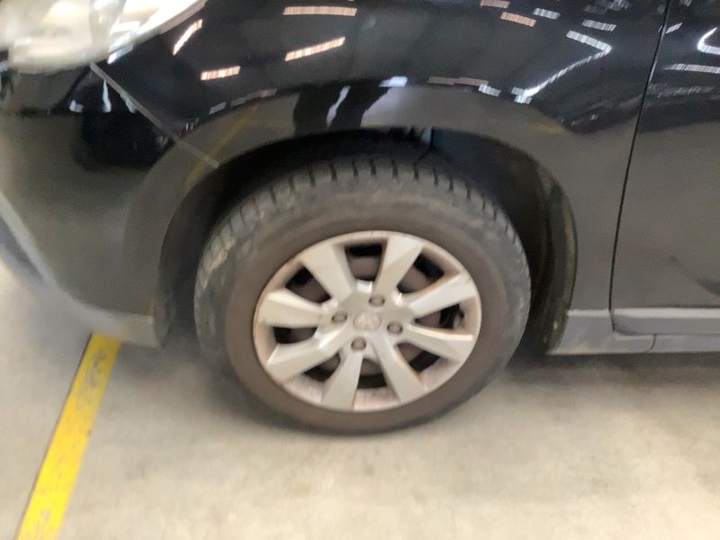 Peugeot 2008 1.2 VTi Access 2015 – снимка 3