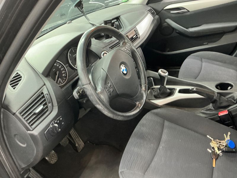 BMW X1 xDrive 18d 2010 – снимка 27