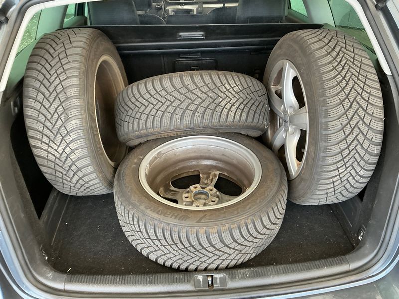 Volkswagen Passat 2.0 TDI Business Edition BlueMotion Tech 2014 – снимка 15