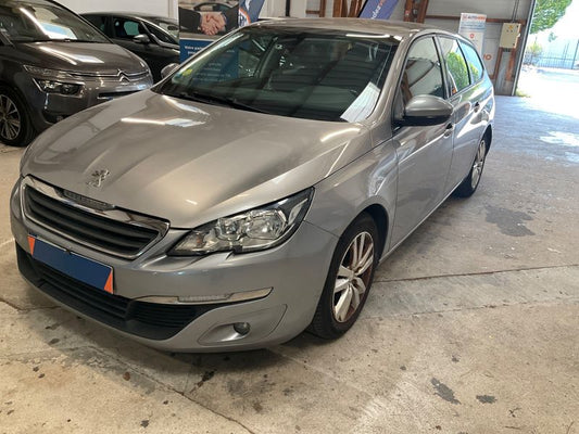 Peugeot 308 1.6 Blue-HDi Business Pack 2015 – снимка 1