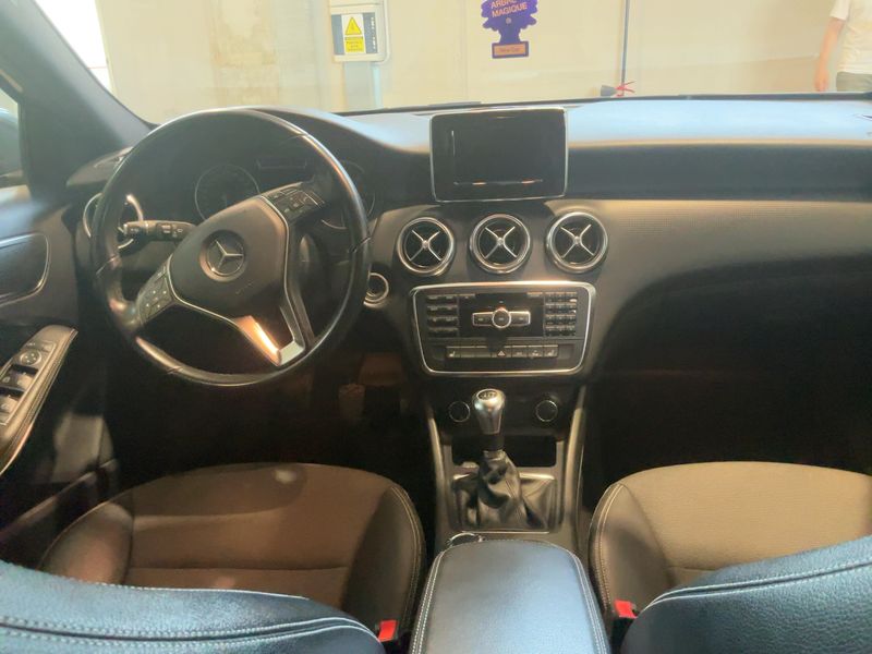Mercedes-Benz A-Klasse A 180 CDI BlueEfficiency Style 2013 – снимка 17