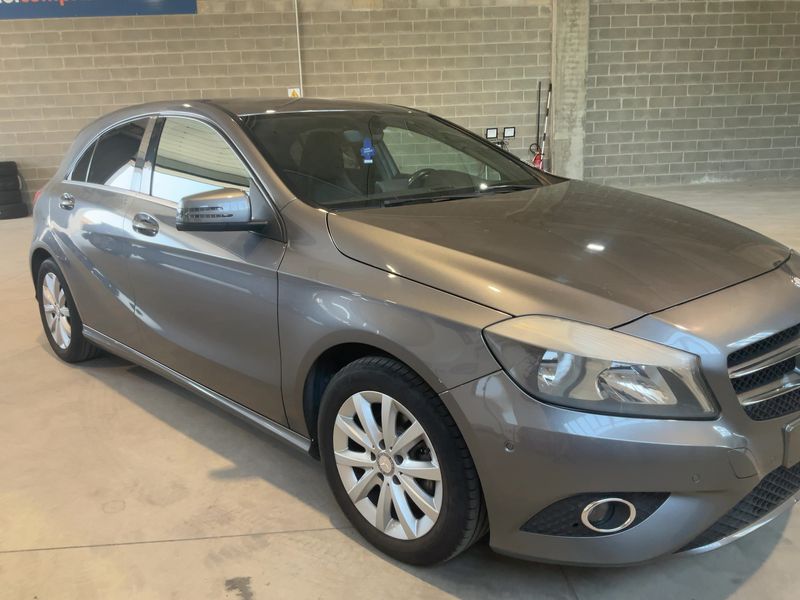 Mercedes-Benz A-Klasse A 180 CDI BlueEfficiency Style 2013 – снимка 12