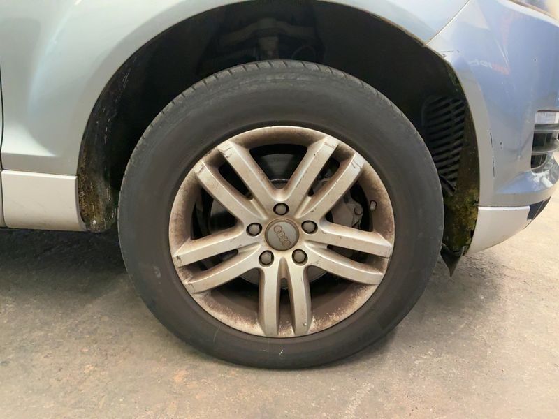 Audi Q7 3.0 V6 TDI quattro 2008 – снимка 11