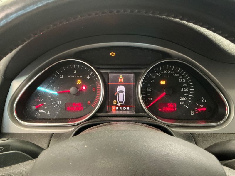 Audi Q7 3.0 V6 TDI quattro 2008 – снимка 45