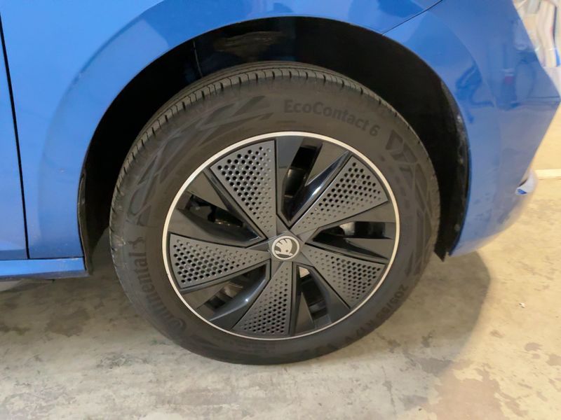 Skoda Kamiq 1.5 TSI ACT Monte Carlo 2025 – снимка 11