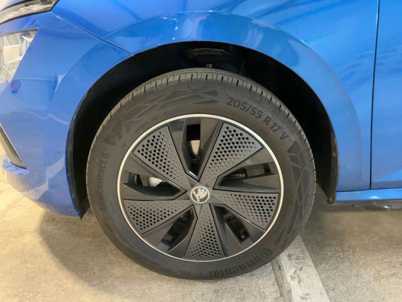 Skoda Kamiq 1.5 TSI ACT Monte Carlo 2025 – снимка 3