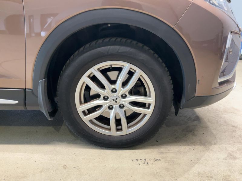 Mitsubishi Eclipse Cross 1.5 T-MIVEC Top 4WD 2019 – снимка 11