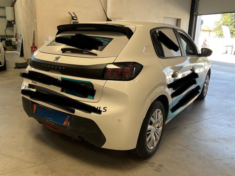 Peugeot 208 1.5 Blue-HDi Premium 2022 – снимка 8