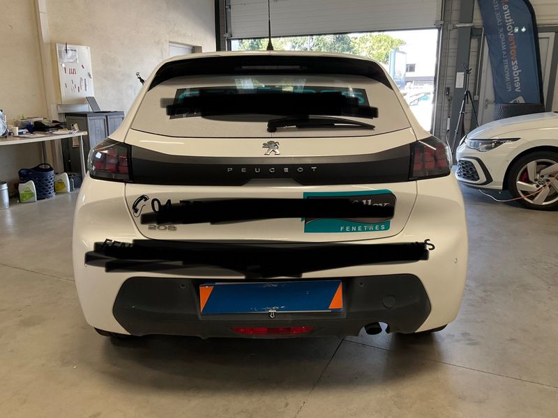 Peugeot 208 1.5 Blue-HDi Premium 2022 – снимка 7