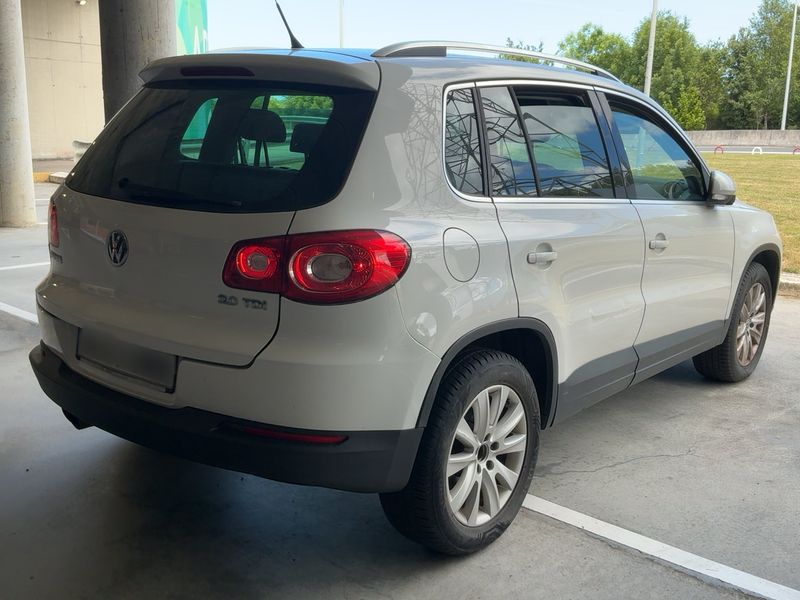 Volkswagen Tiguan 2.0 TDI Sport 2010 – снимка 8