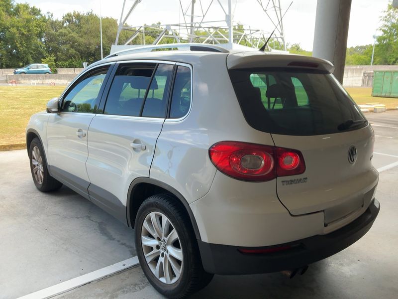 Volkswagen Tiguan 2.0 TDI Sport 2010 – снимка 6
