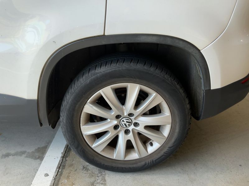 Volkswagen Tiguan 2.0 TDI Sport 2010 – снимка 5